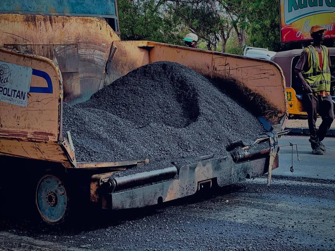 Asphalt laying